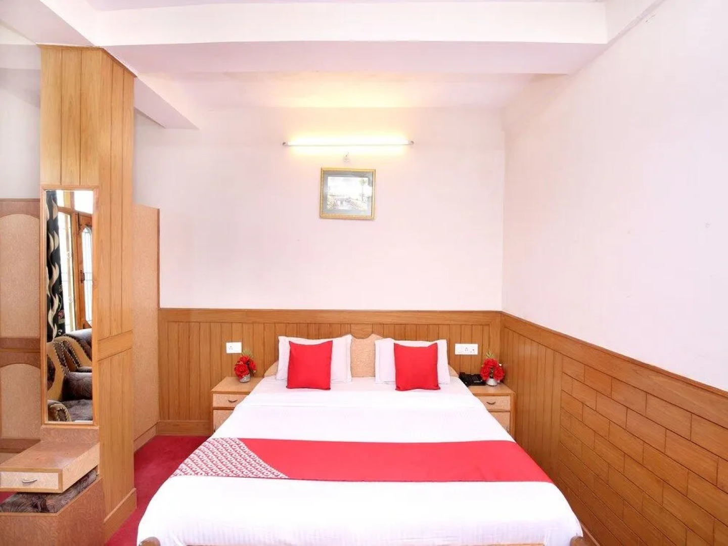 OYO 14106 Home Exotic Hill View Shoghi