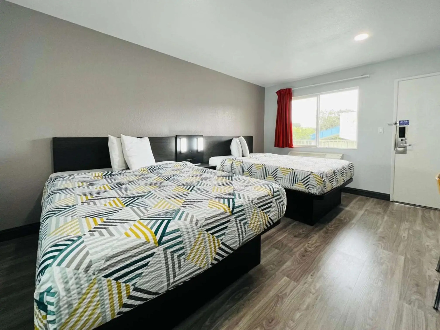 Motel 6 La Mesa, CA - San Diego