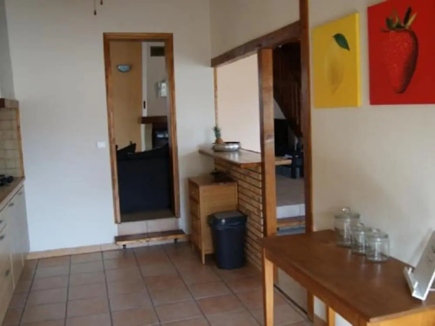 Completely Enclosed Villa With Private Swimming Pool and Lots of Privacy