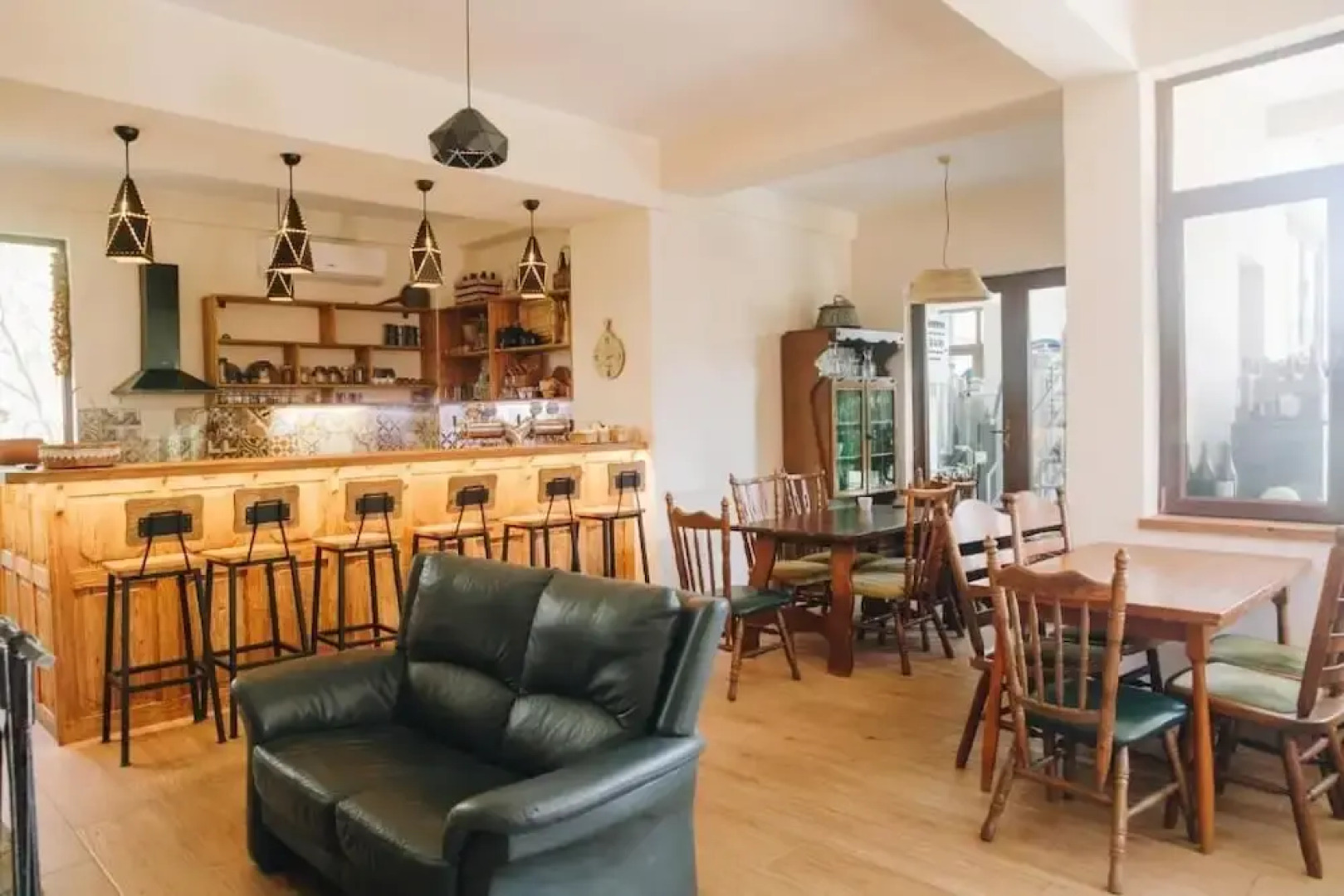 Гостиница Lost Ridge Inn, Brewery & Ranch