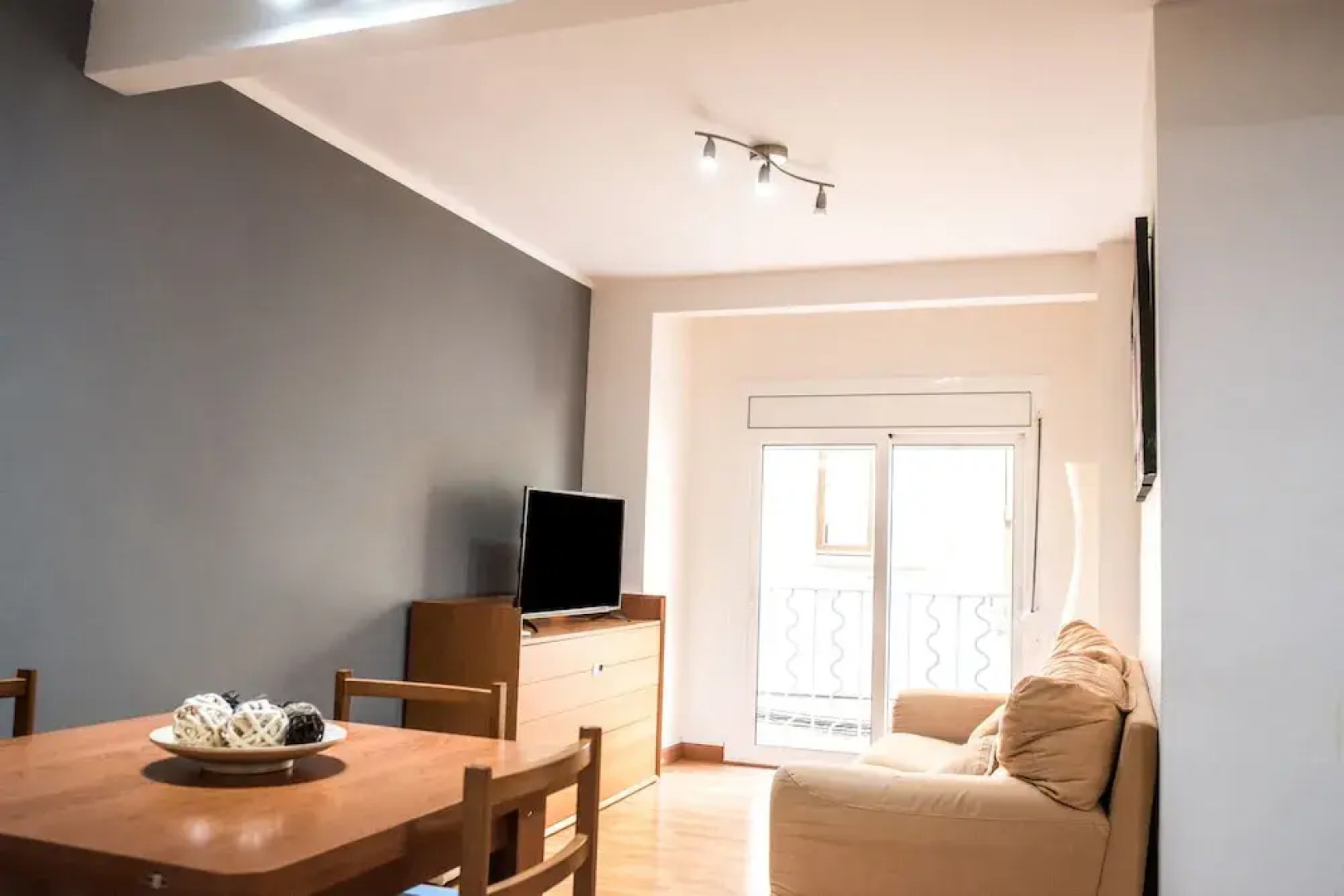 Apartament Tura
