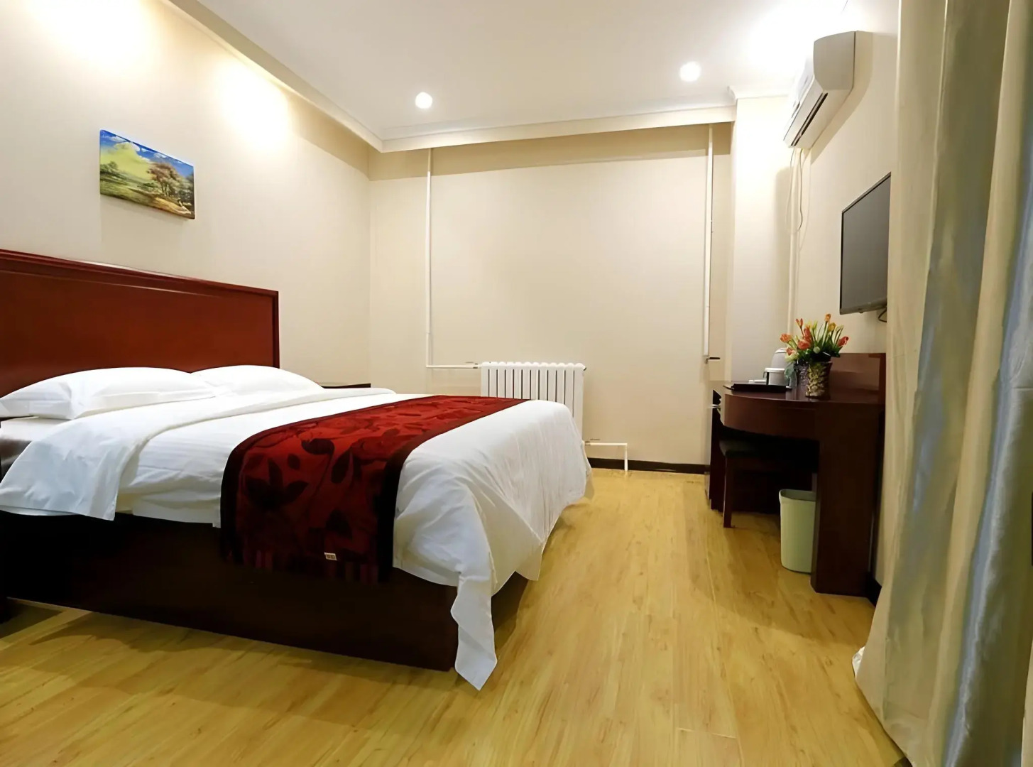 GreenTree Inn BaiYin East Bus Station LanBao Road Express Hotel