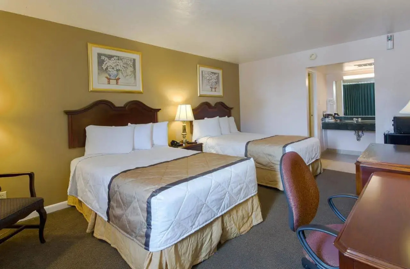 Travelodge by Wyndham Lynchburg