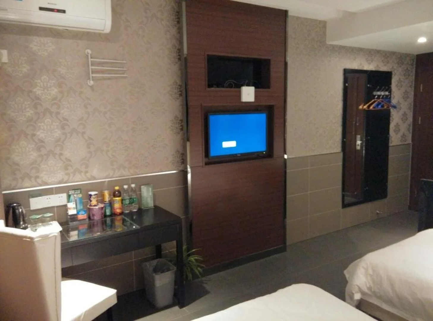 Qingmu Chain Hotel Wuxi Xintiandi Plaza
