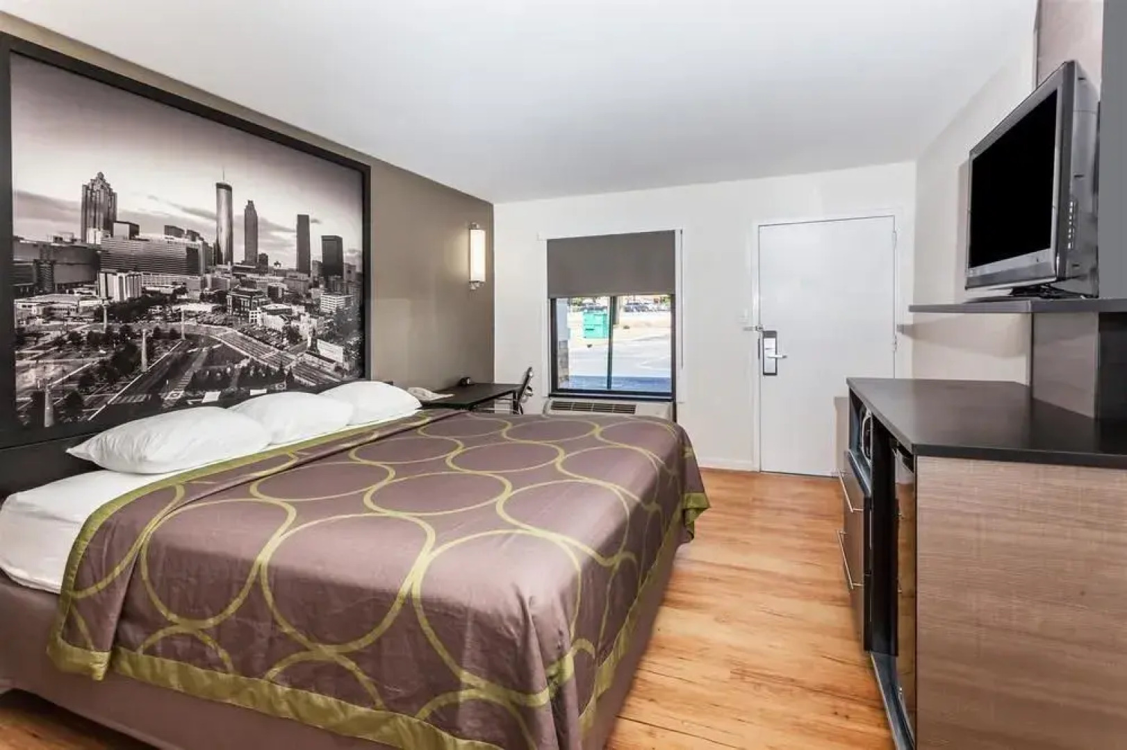 Super 8 Dalton/Convention Center Area