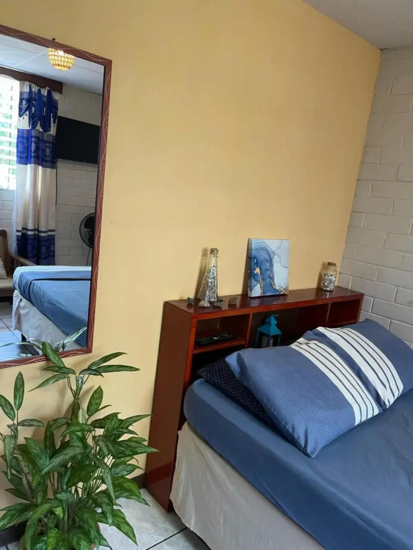 Pool House Hostel