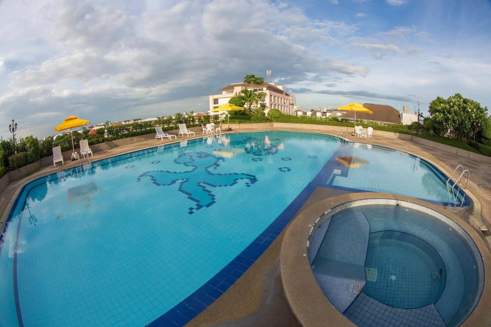 Town In Town Hotel Bangkok