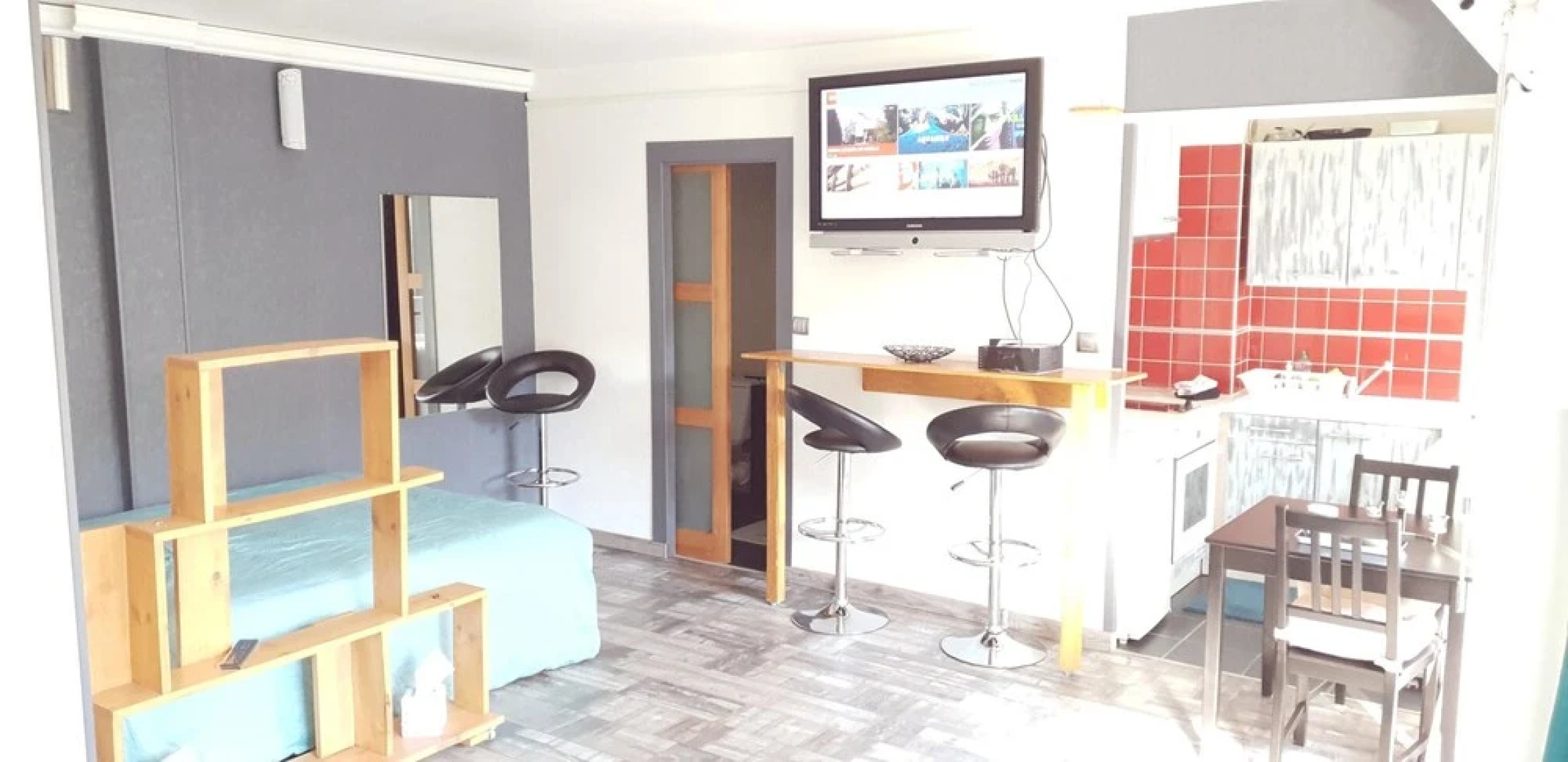 Studio in Annemasse, With Wonderful City View, Furnished Balcony and W