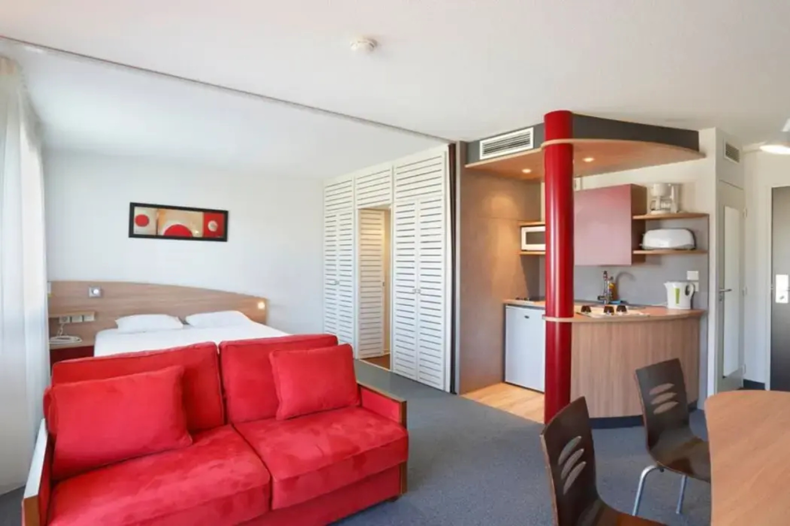 Suite - Home Orleans Saran