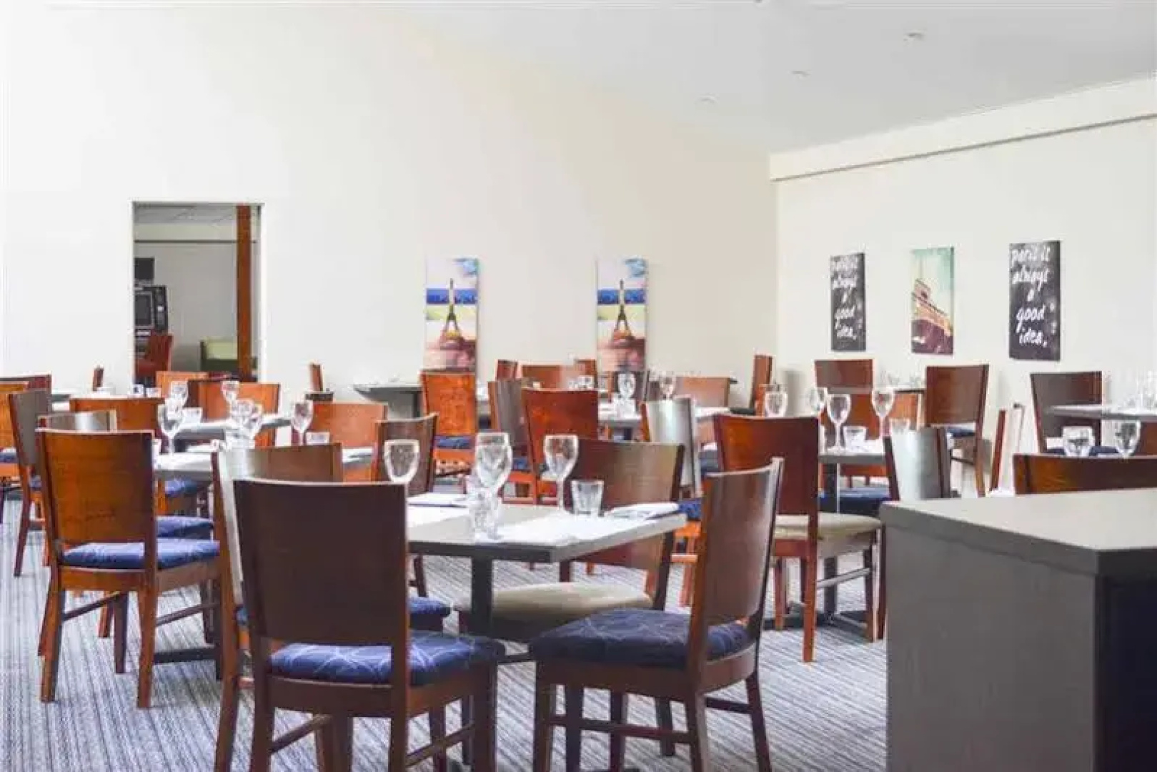 ibis Styles Canberra Eaglehawk Hotel