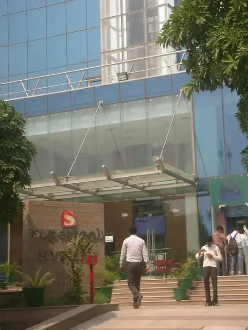 Hotel Hyphen Noida