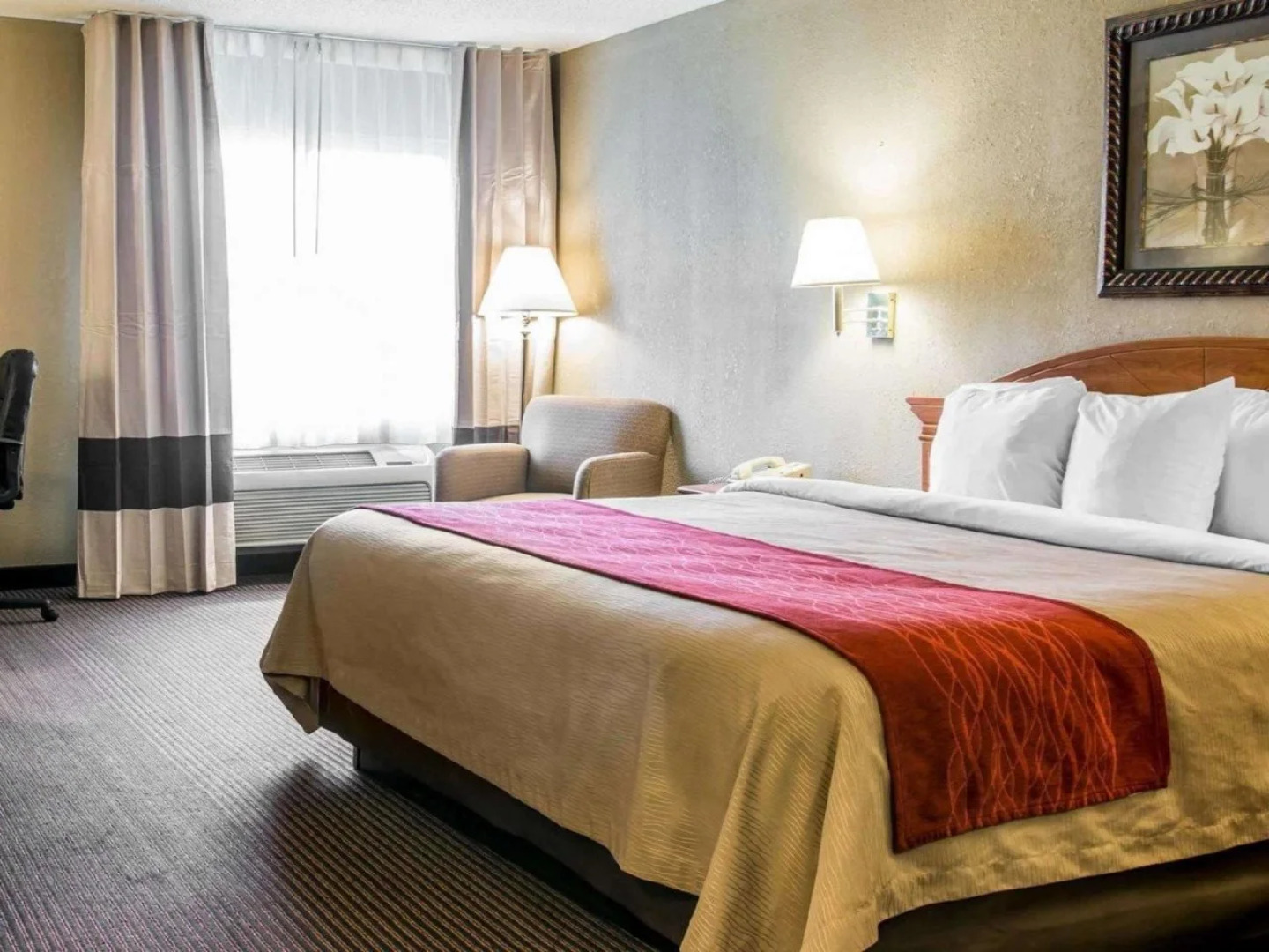 Baymont by Wyndham Flint Airport North