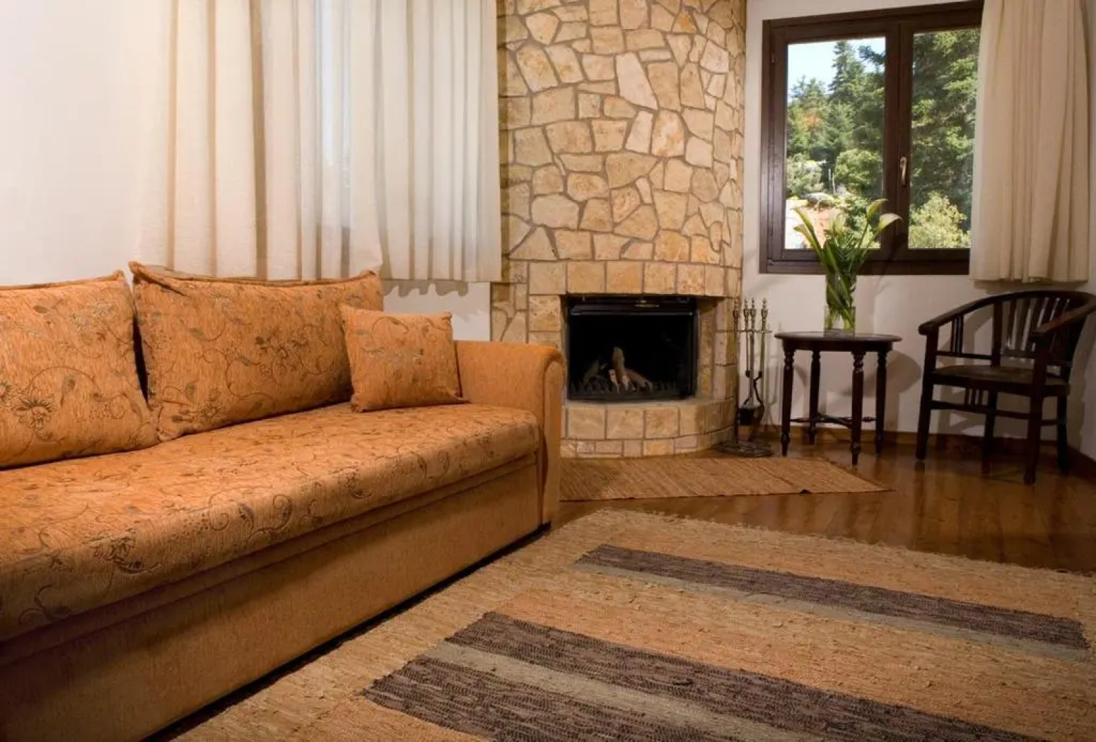 Vytina Mountain View