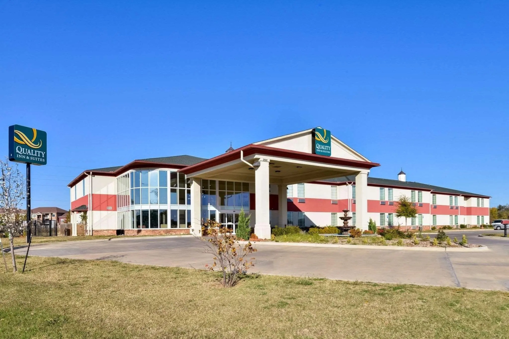 Express Inn & Suites