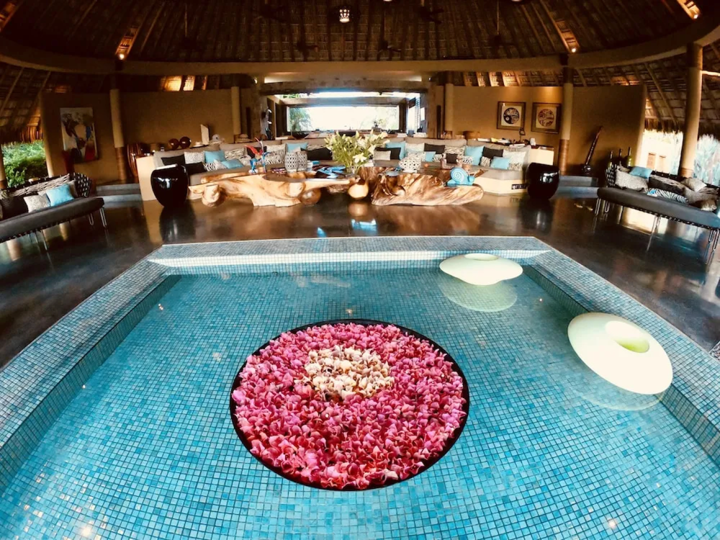 Samora Luxury Resort