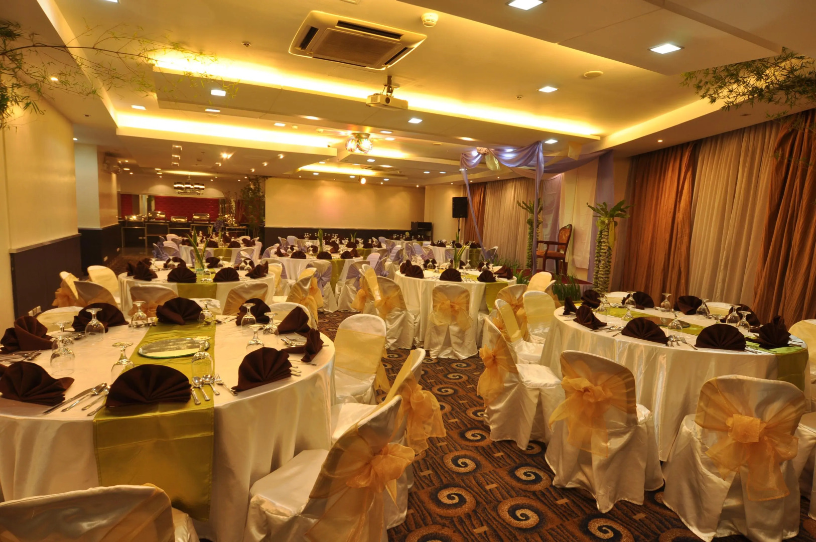 Greenhills Elan Hotel