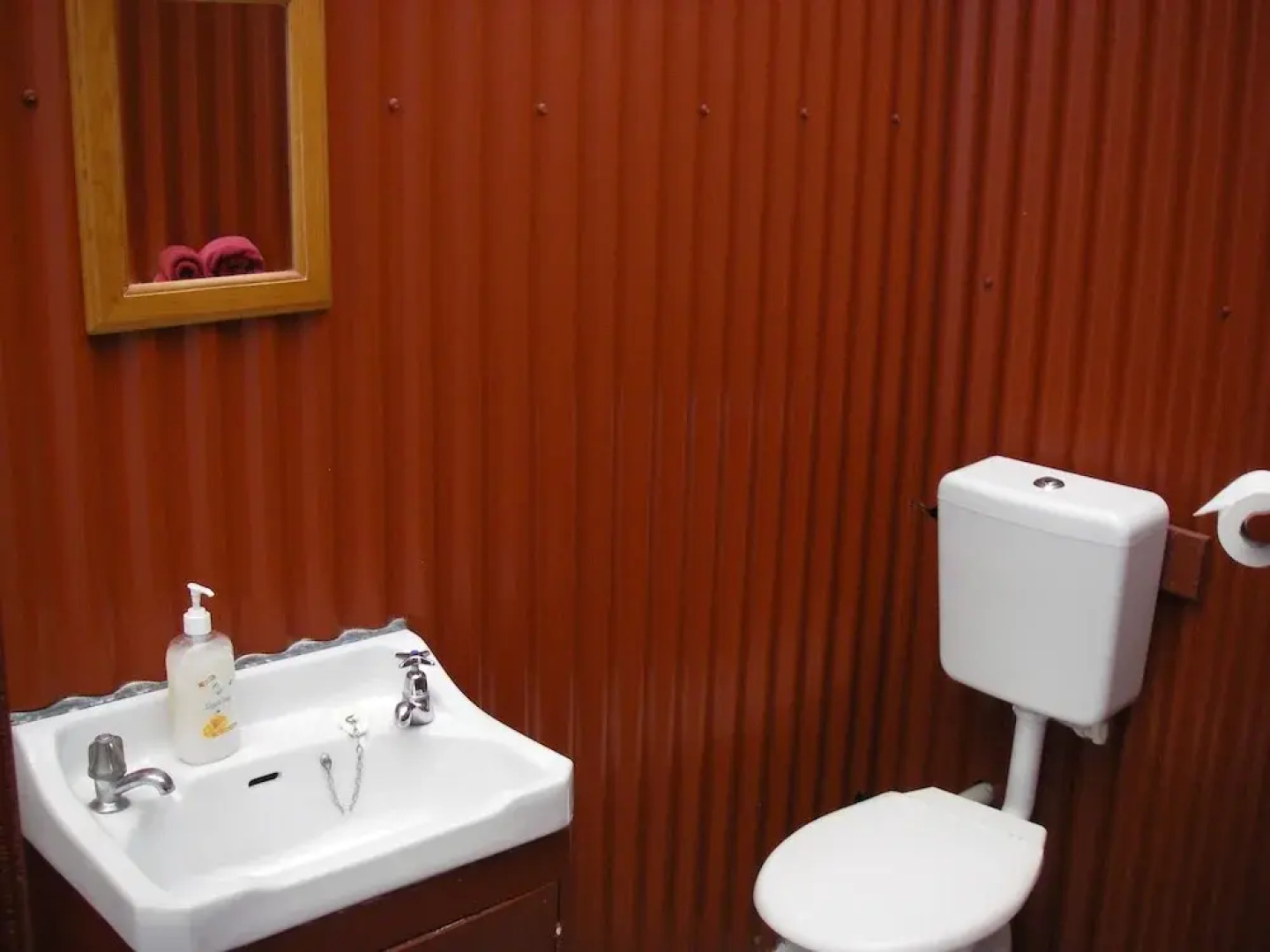 Te Nikau Retreat - Hostel