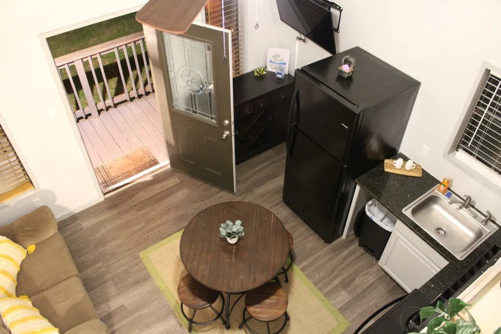 Fisherman`s Cove Lakeside Resort