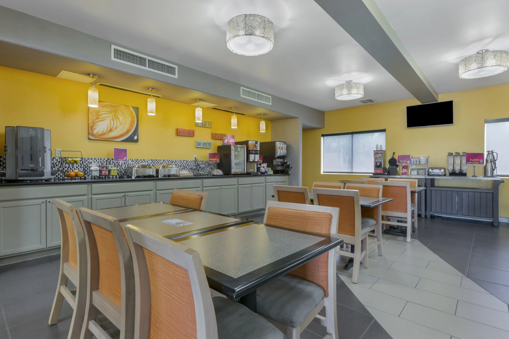 Best Western Plus The Four Corners Inn