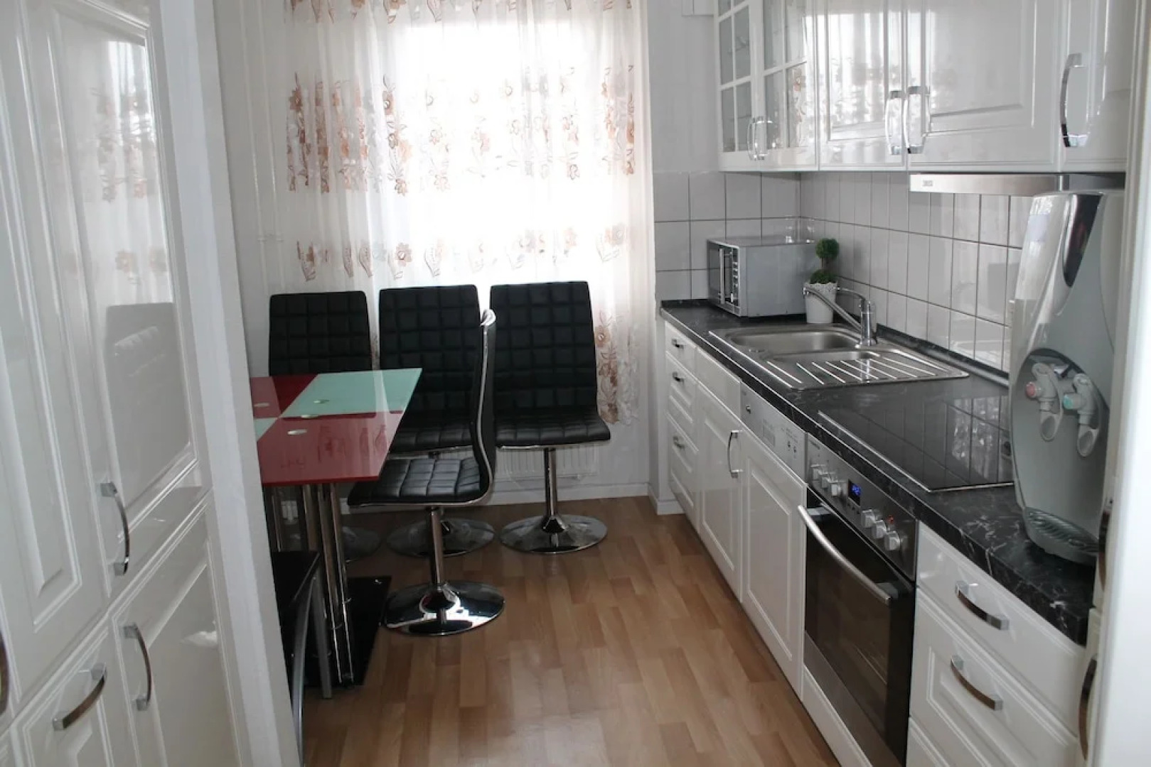 BS Business Travelling