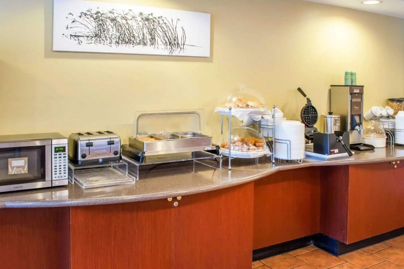 Wingate by Wyndham Dublin Near Claytor Lake State Park