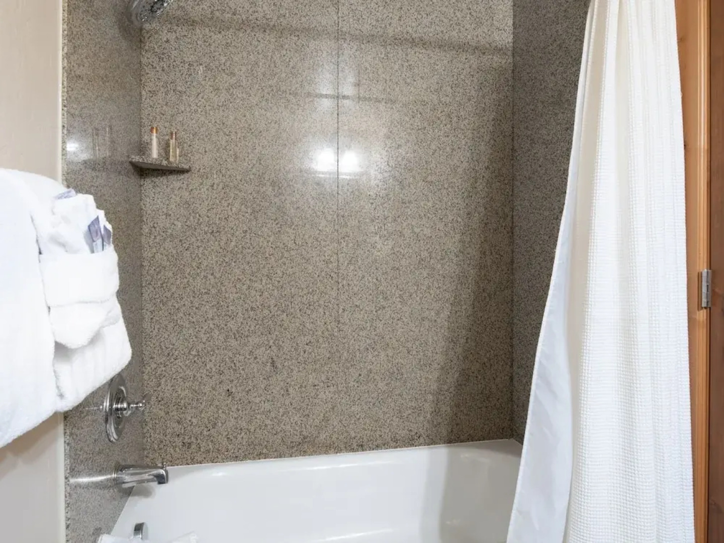 Villa 1082 3 Bed 3 Bath Full Kitchen 3 Bedroom Villa