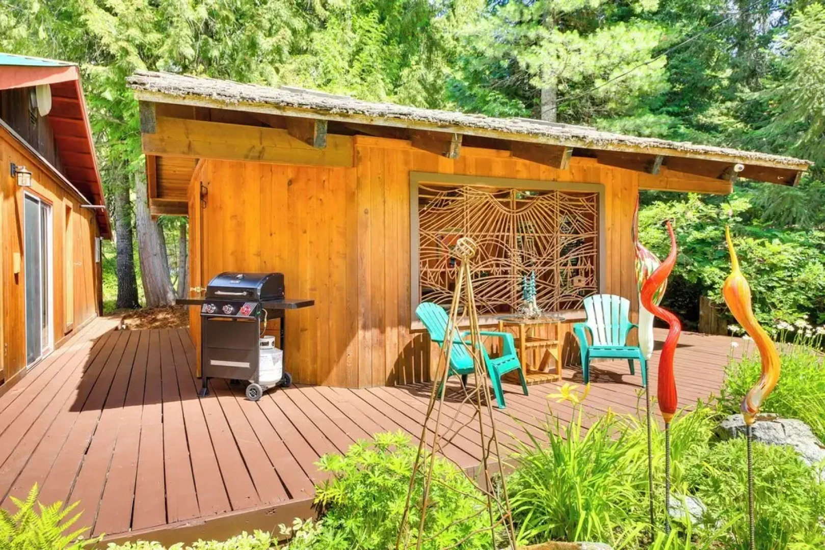 Unique Nordman Retreat 1 Mi to Priest Lake!