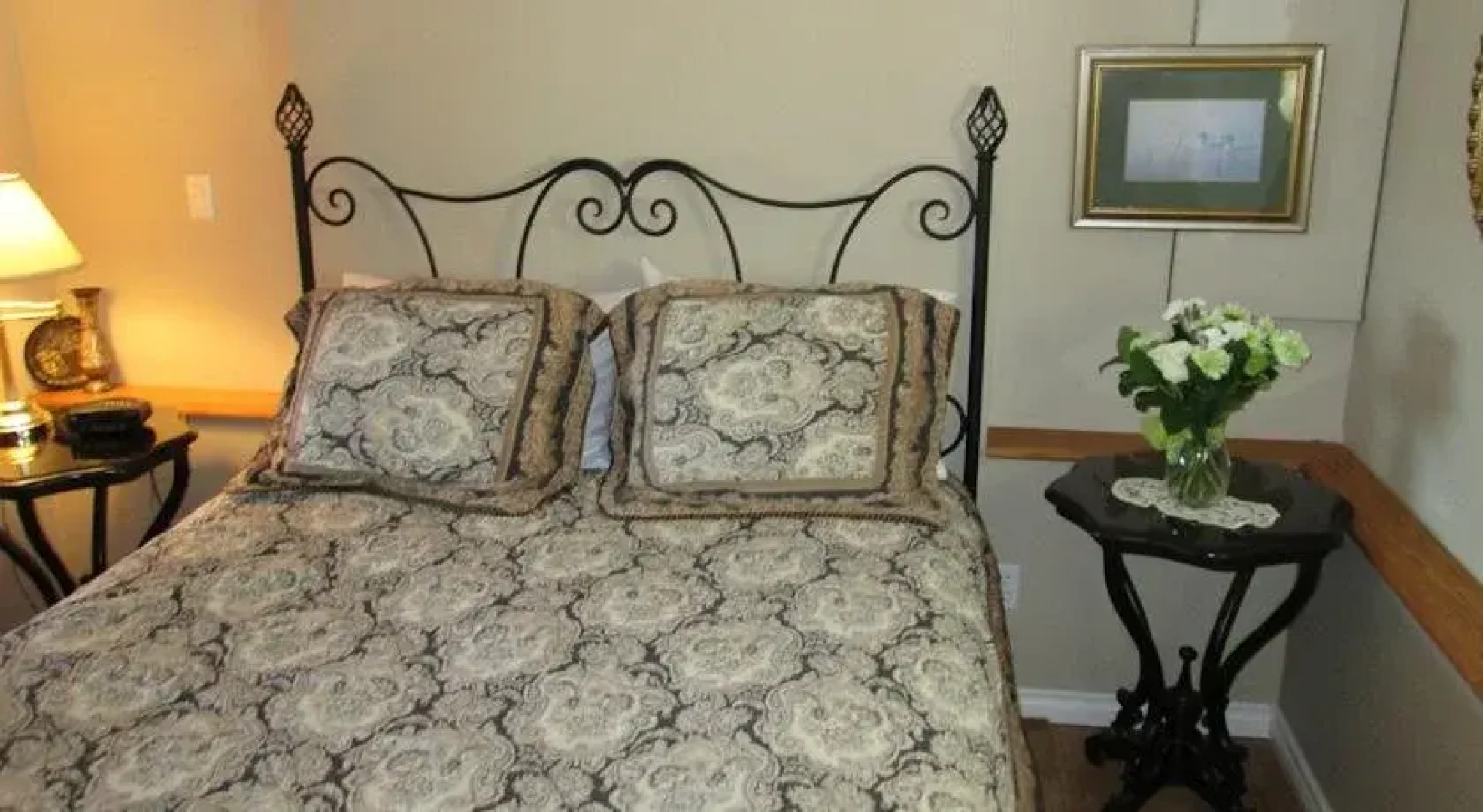 Royal Roads Oceanfront Vacation Rental