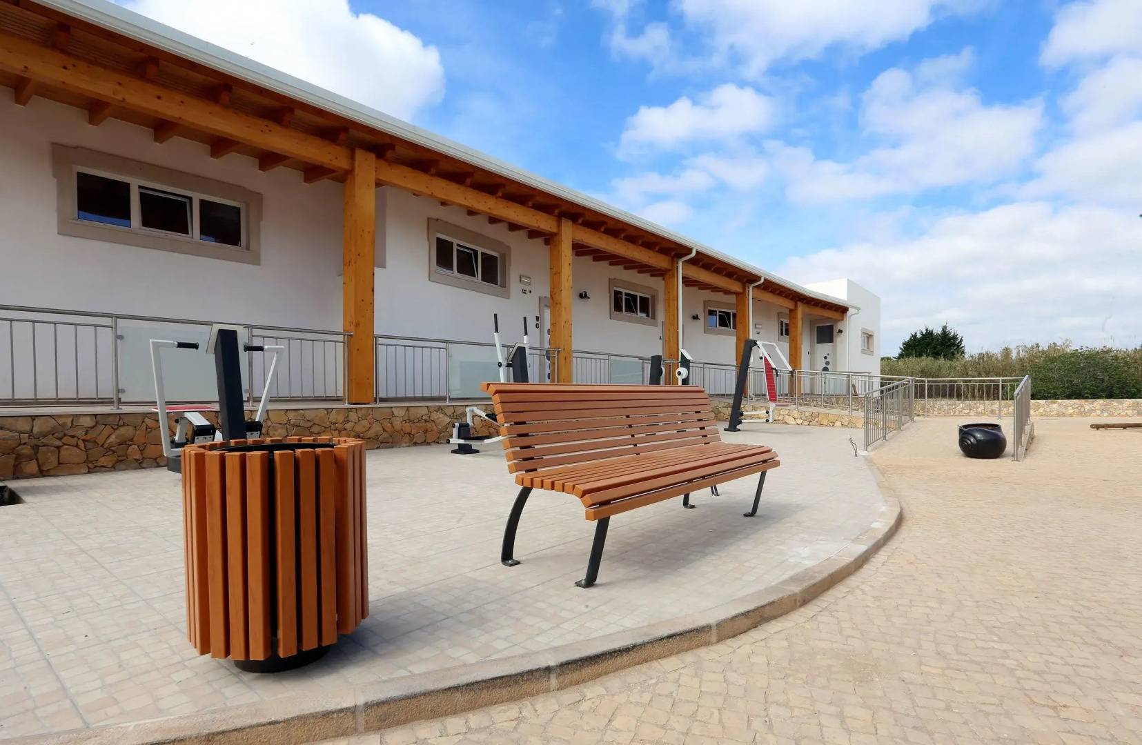 Sagres Sun Stay - Surf Camp & Hostel