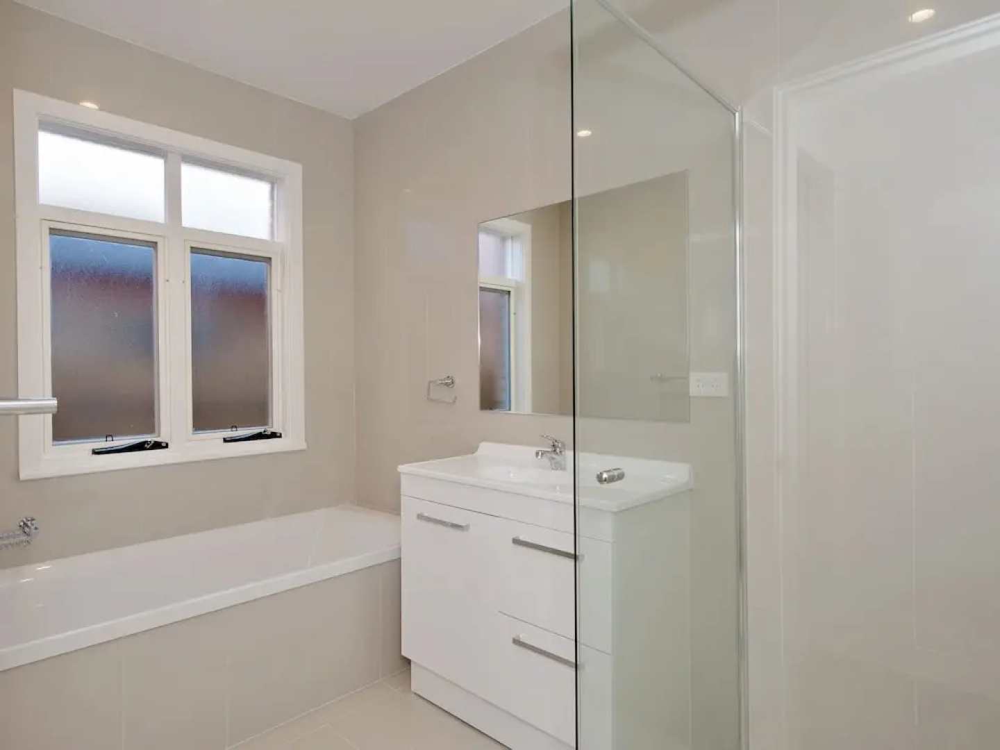 Wanda View, 245 Soldiers Point Road