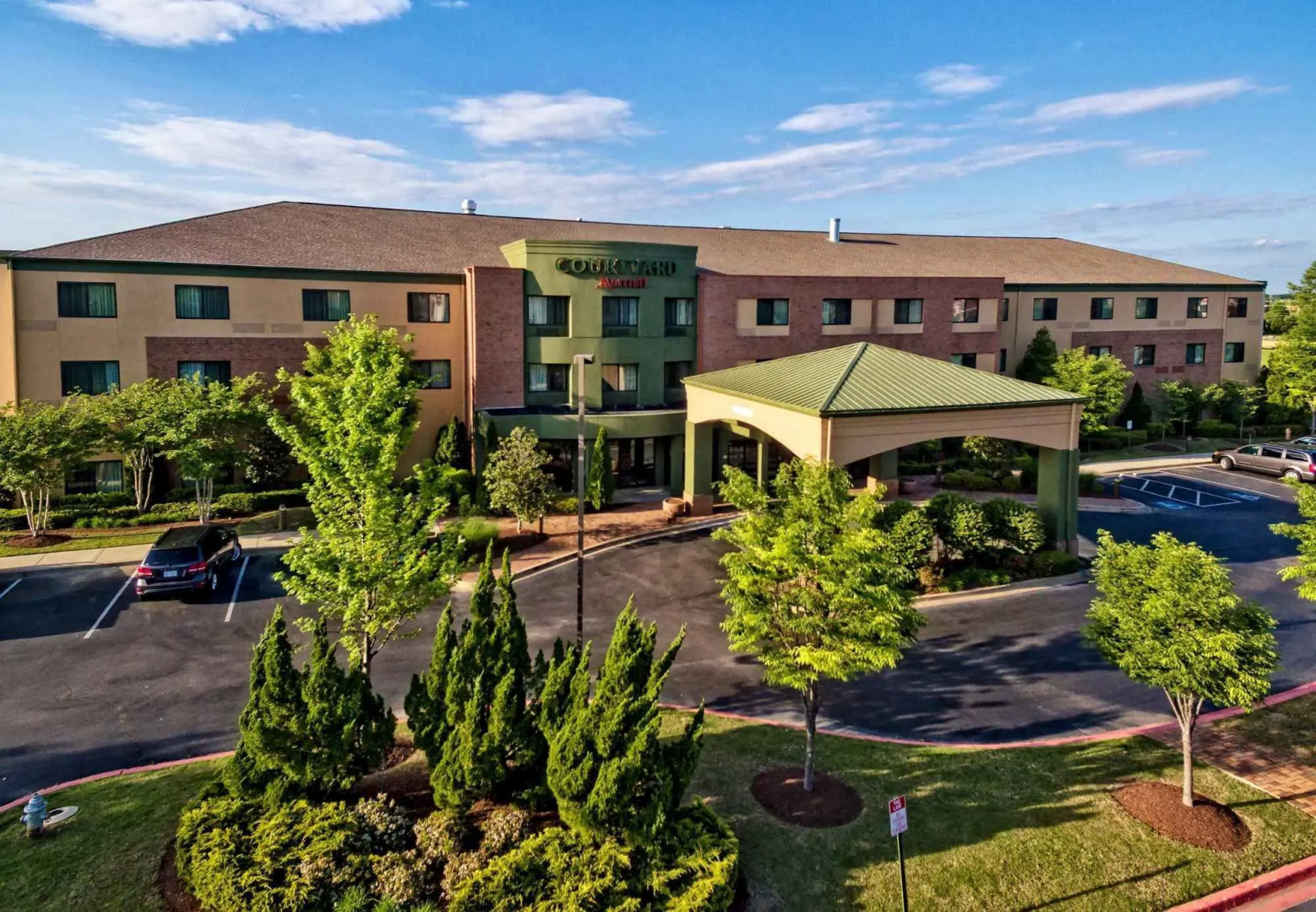 Courtyard by Marriott Memphis Southaven