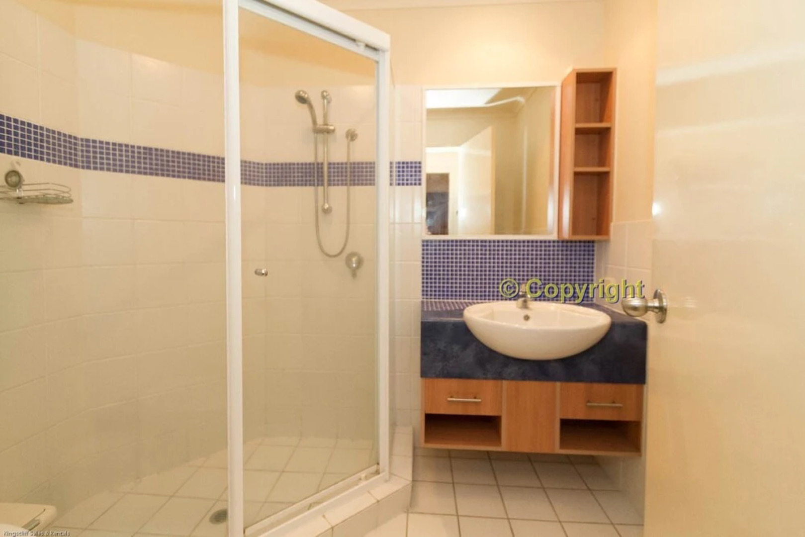 Pacific Royale Holiday Apartment 313