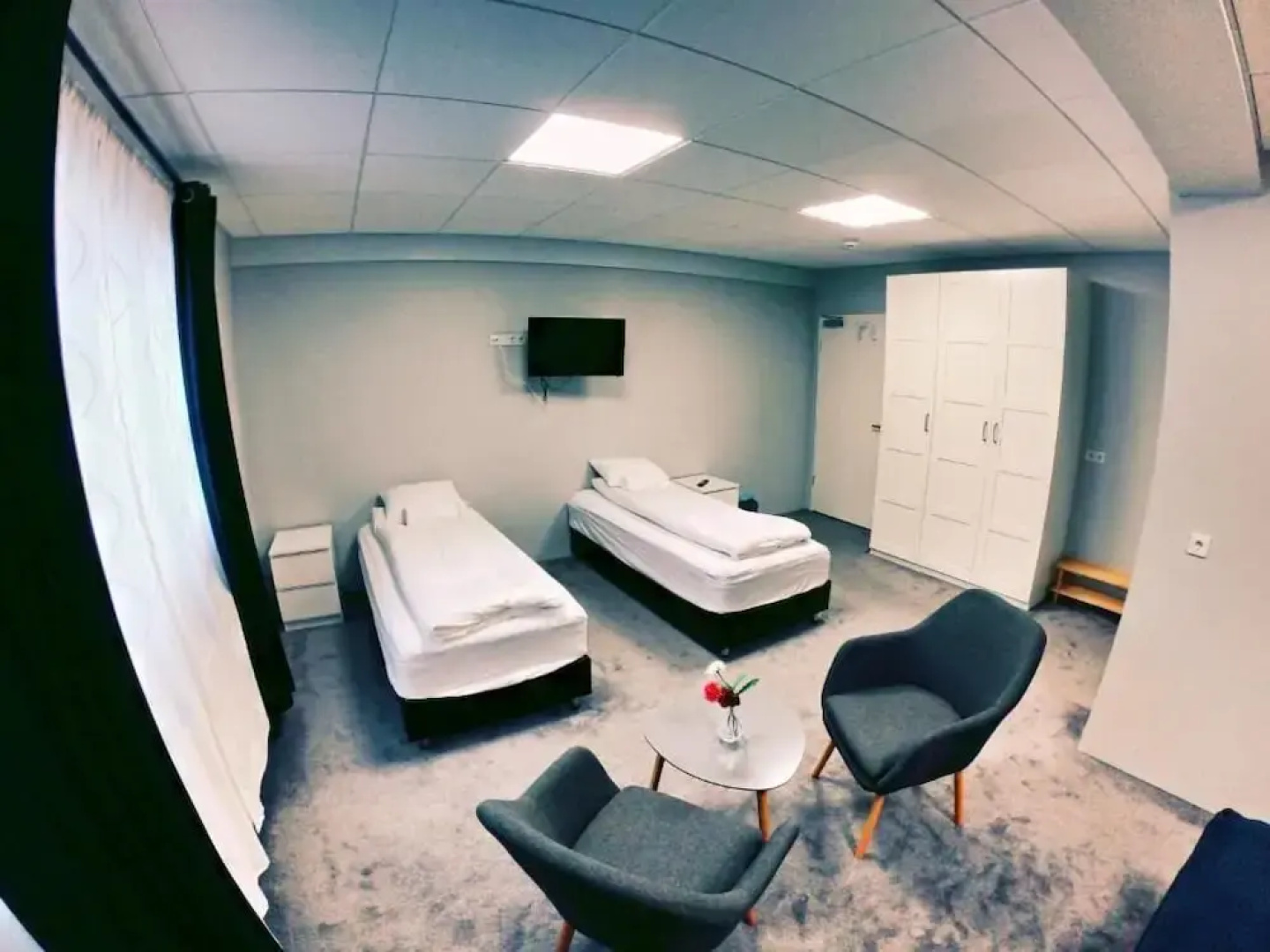 Hotel Tjarna Keflavik Airport