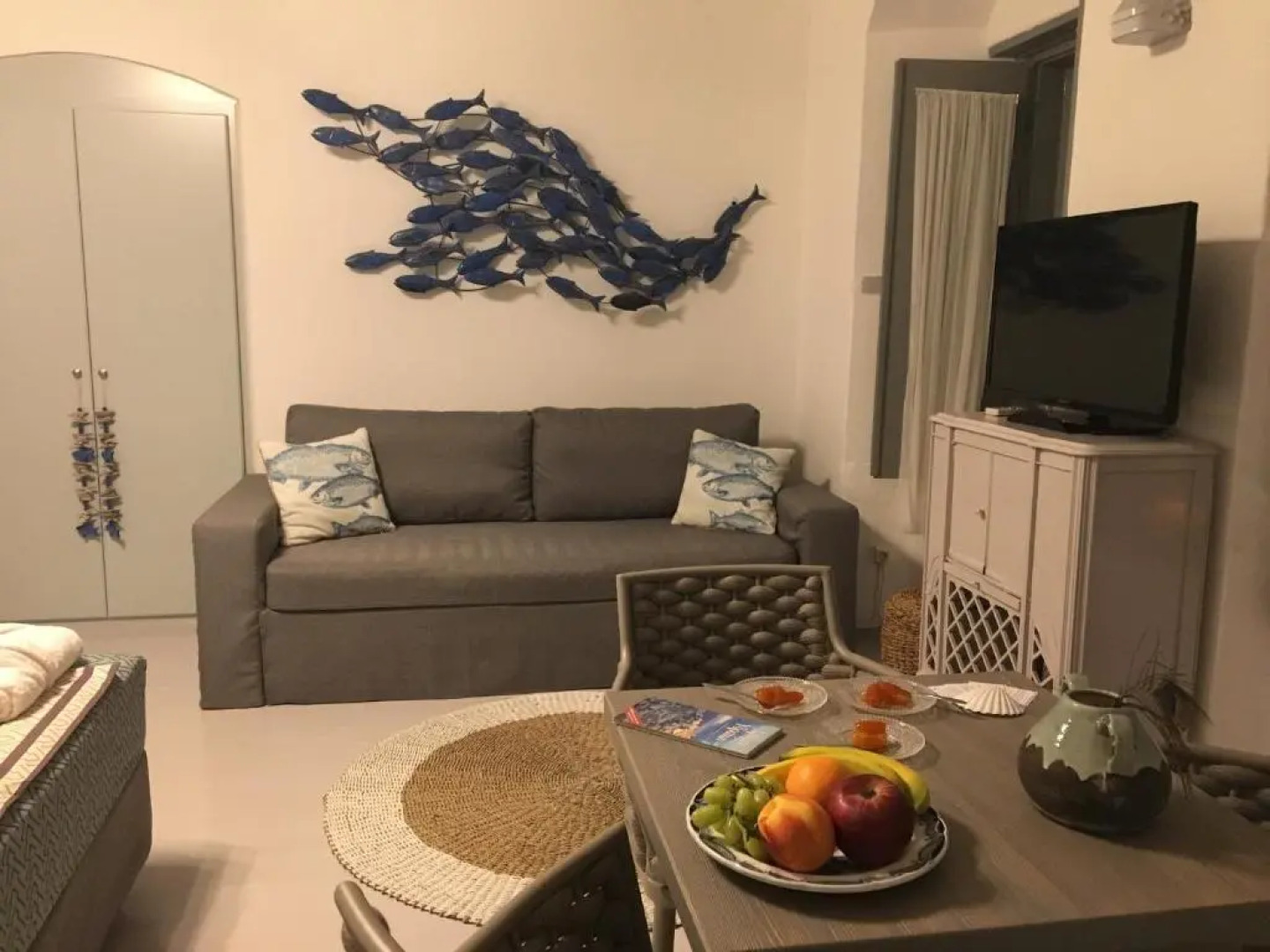 On The Port Mansion studio