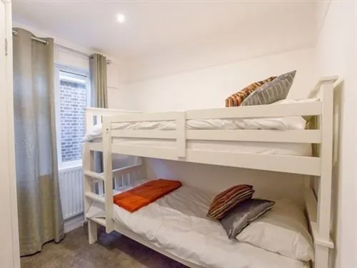 Riverside Executive Apartment