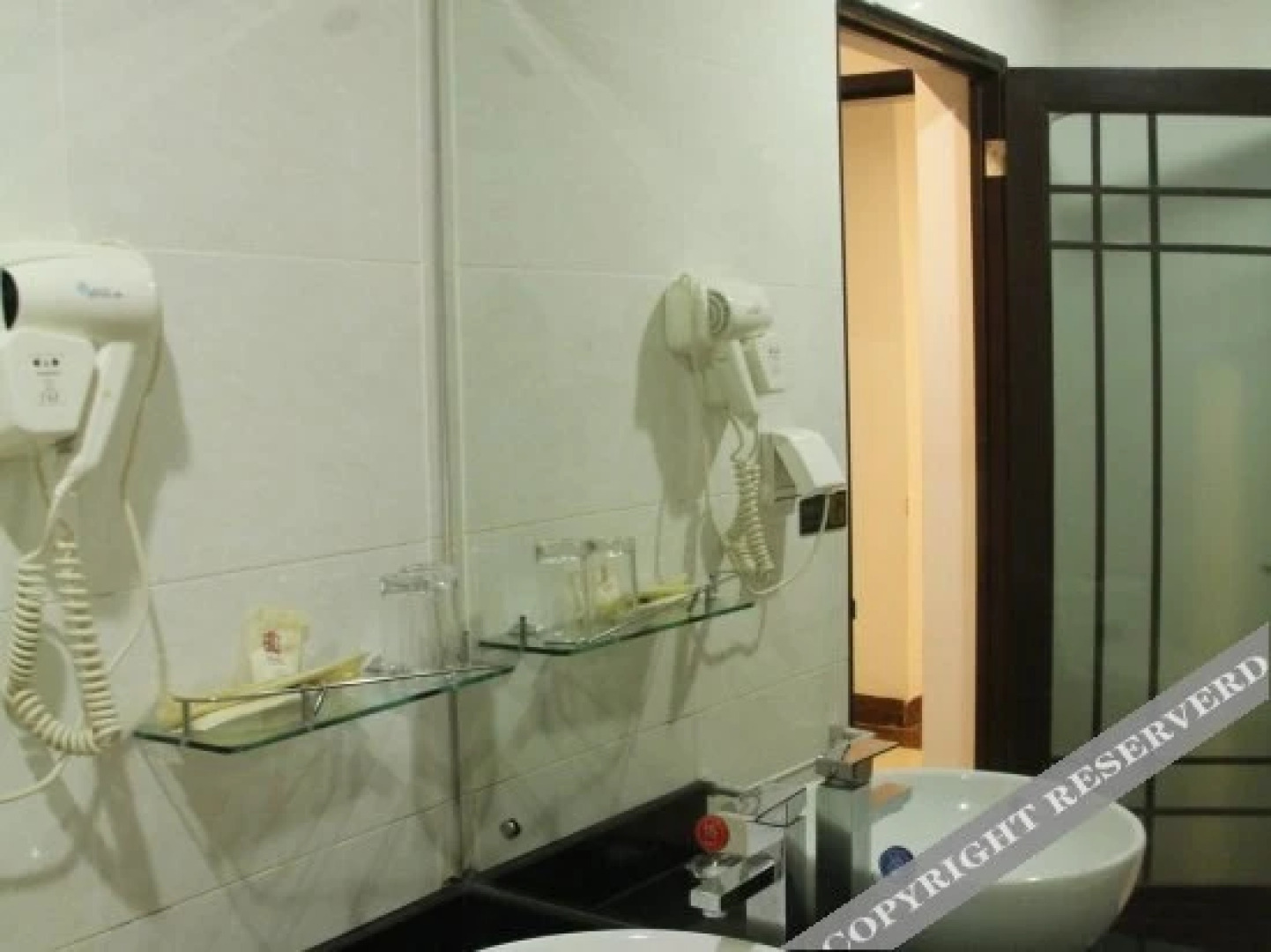 Xiachuan Bindong Hotel