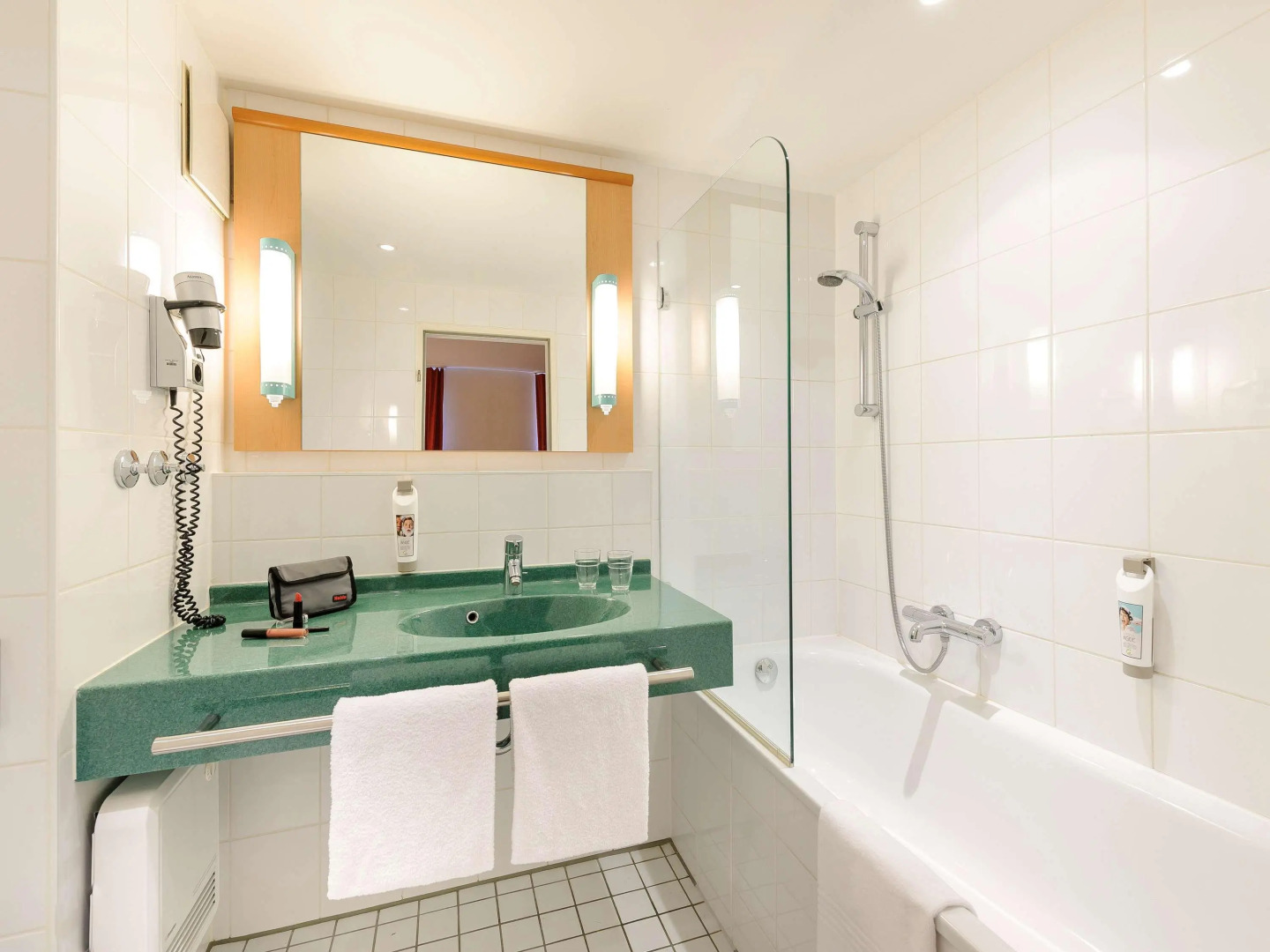 Отель B&B Hotel Aachen-Hbf