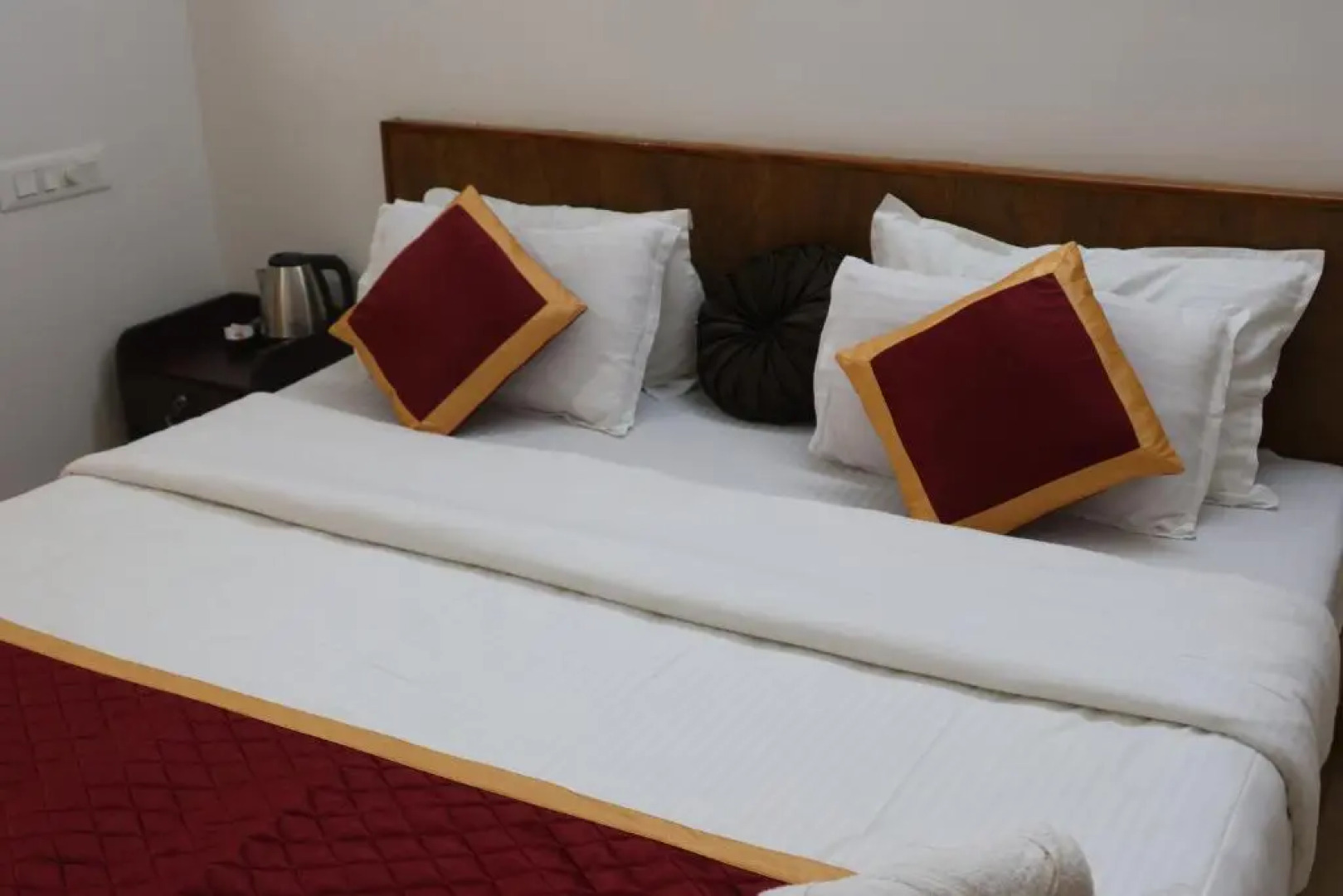 Vajra Ayurveda and Yoga Retreat