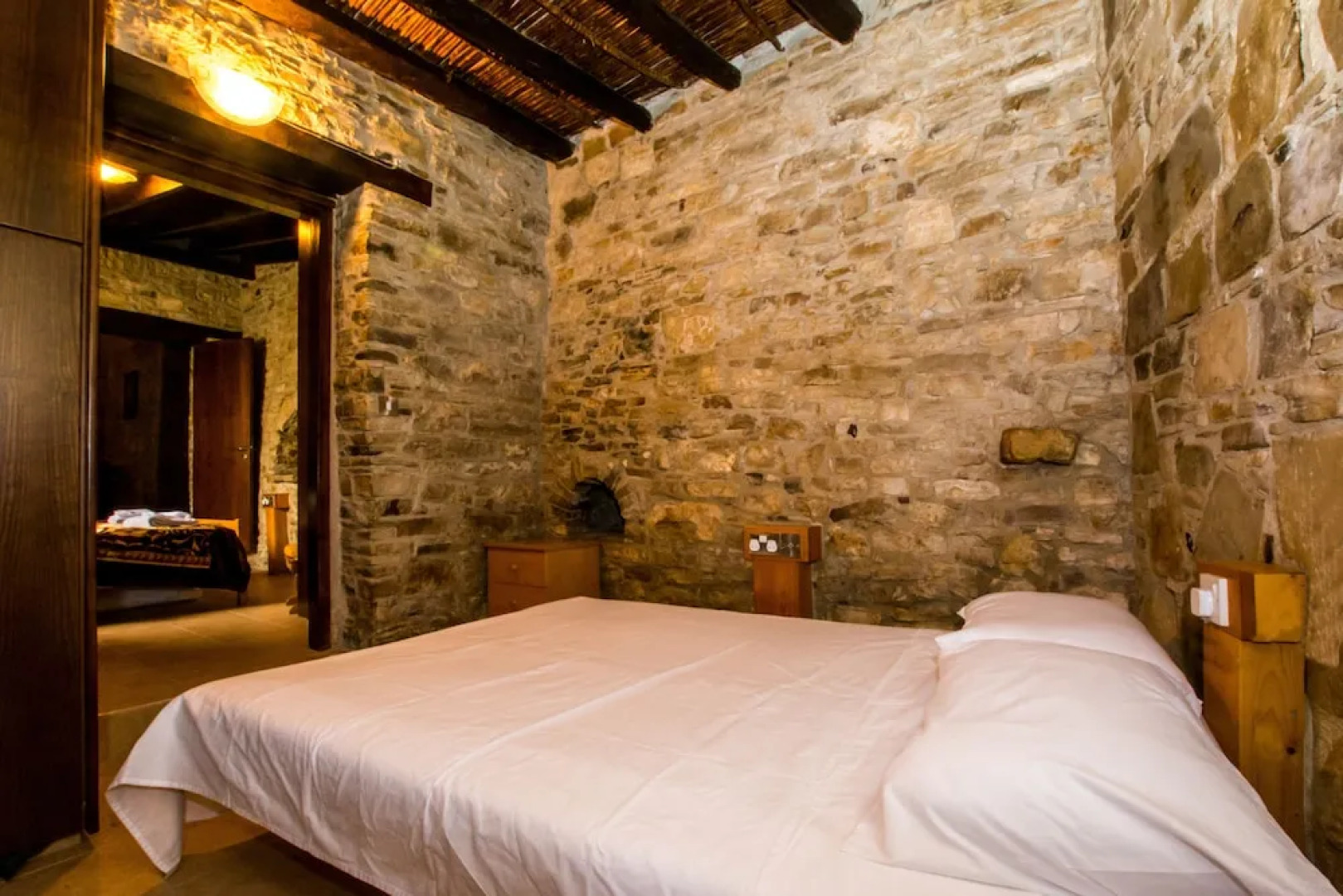 Yorkis Silikou Village House