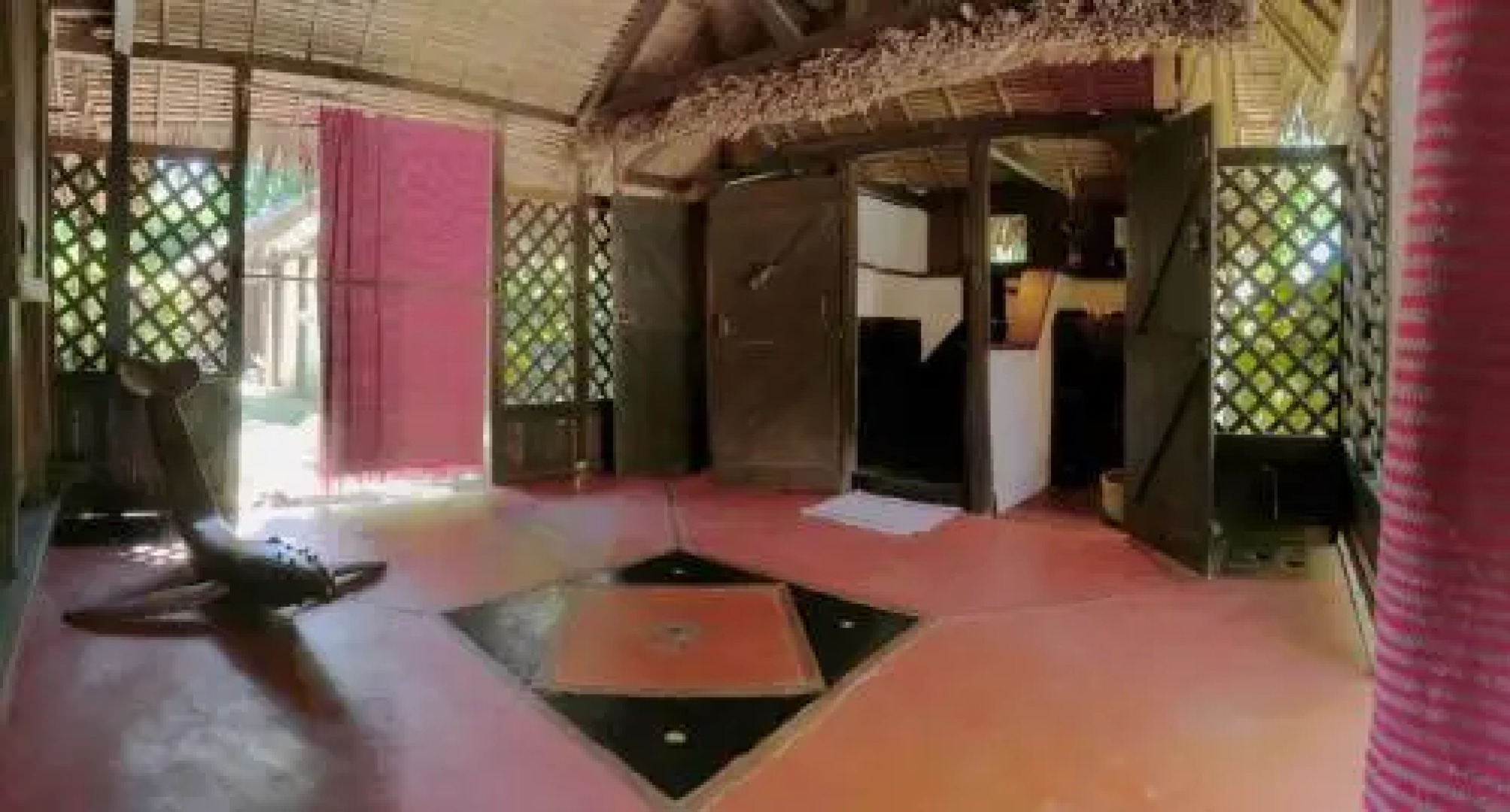 Analatsara Eco Lodge