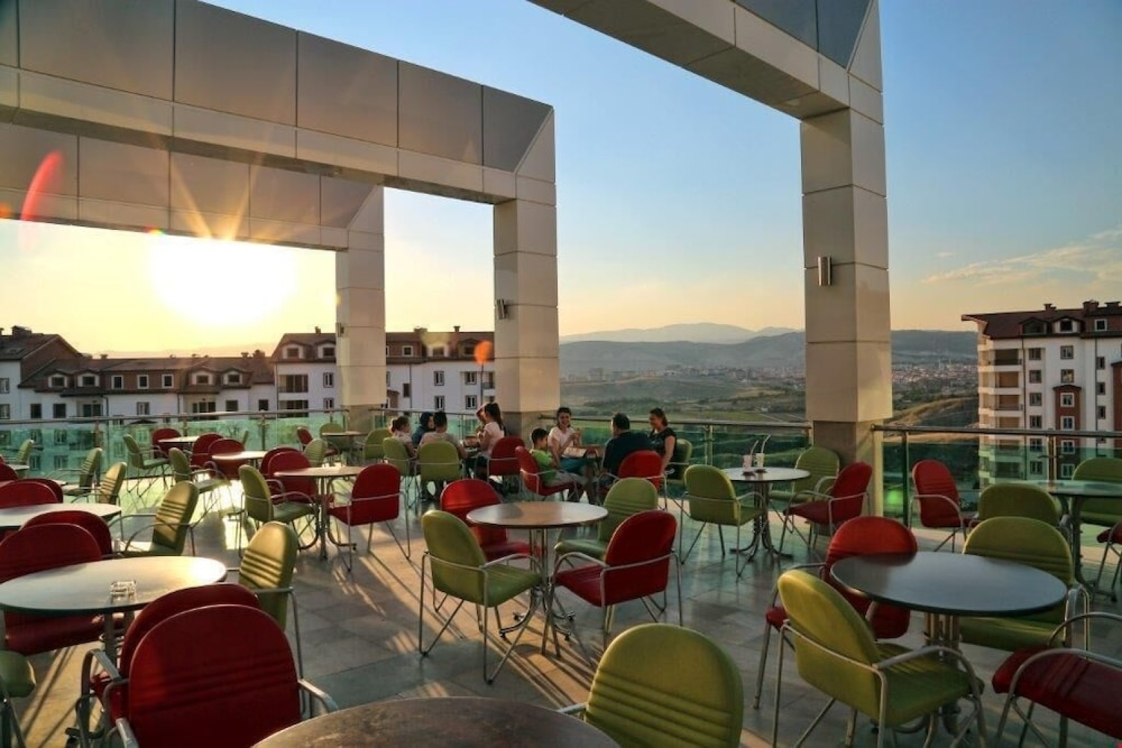 Akropol Termal Şehi̇r