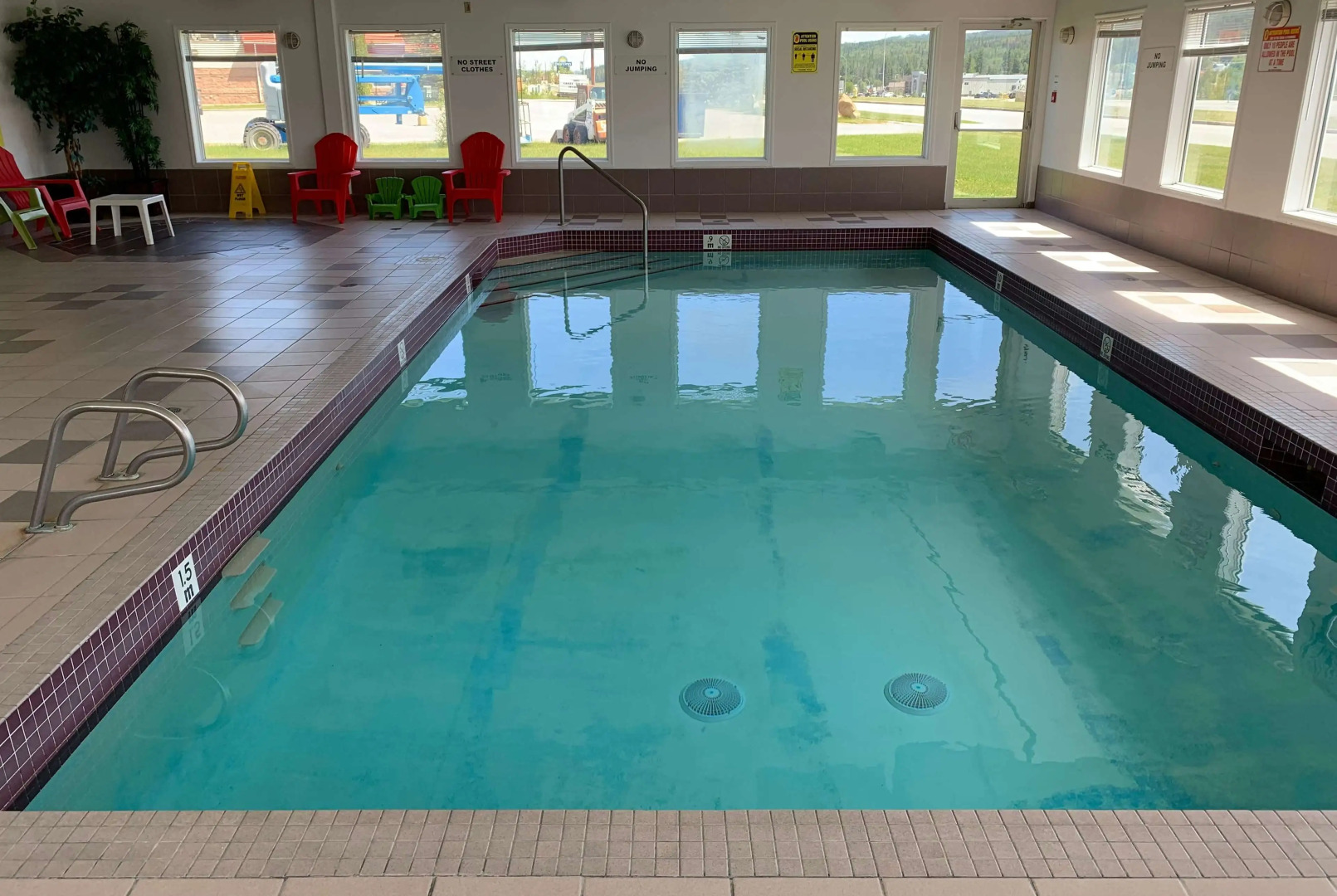 Super 8 by Wyndham Hinton