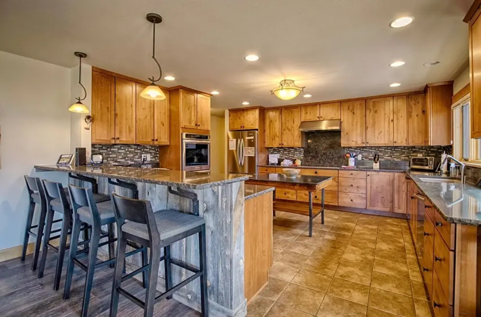 Mapes Luxury Vacation At Windcliff 5 Bedroom Home by RedAwning
