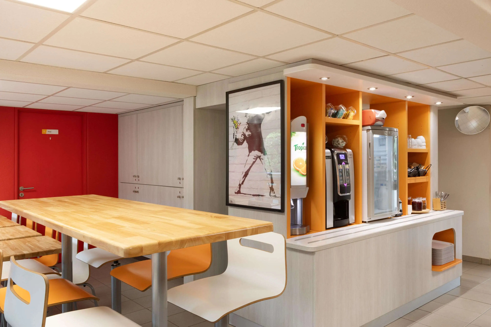 Première Classe La Ville-Du-Bois