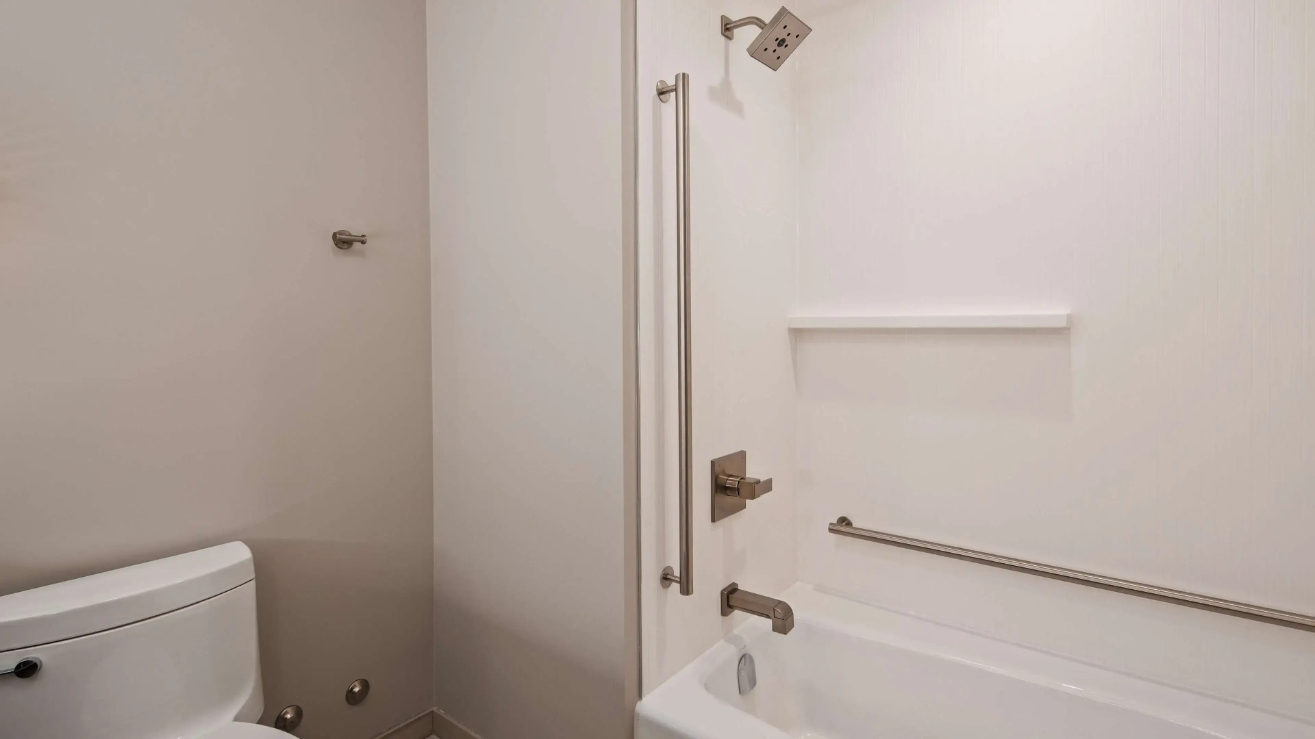 Best Western Premier Winnipeg East