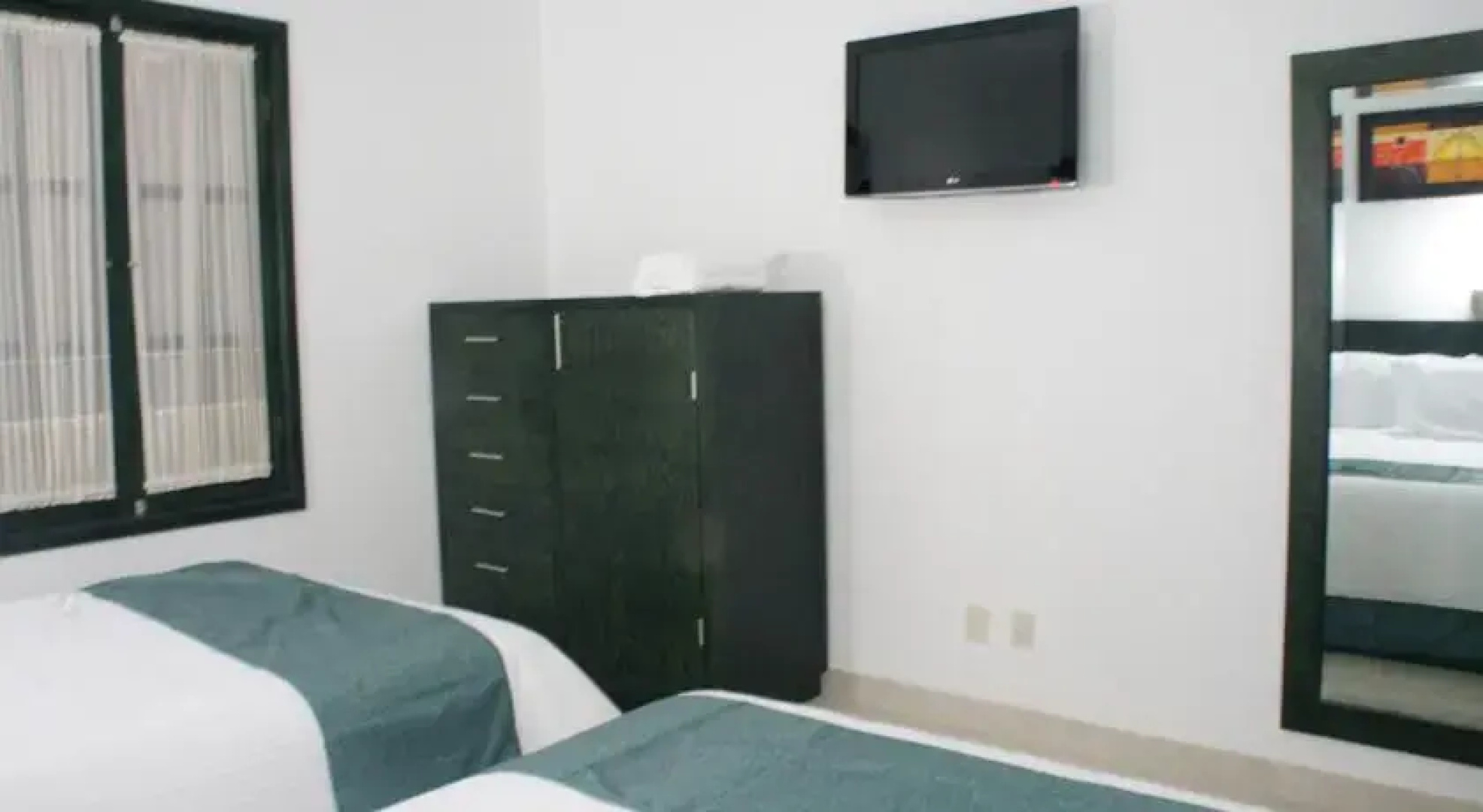 El Hotelito
