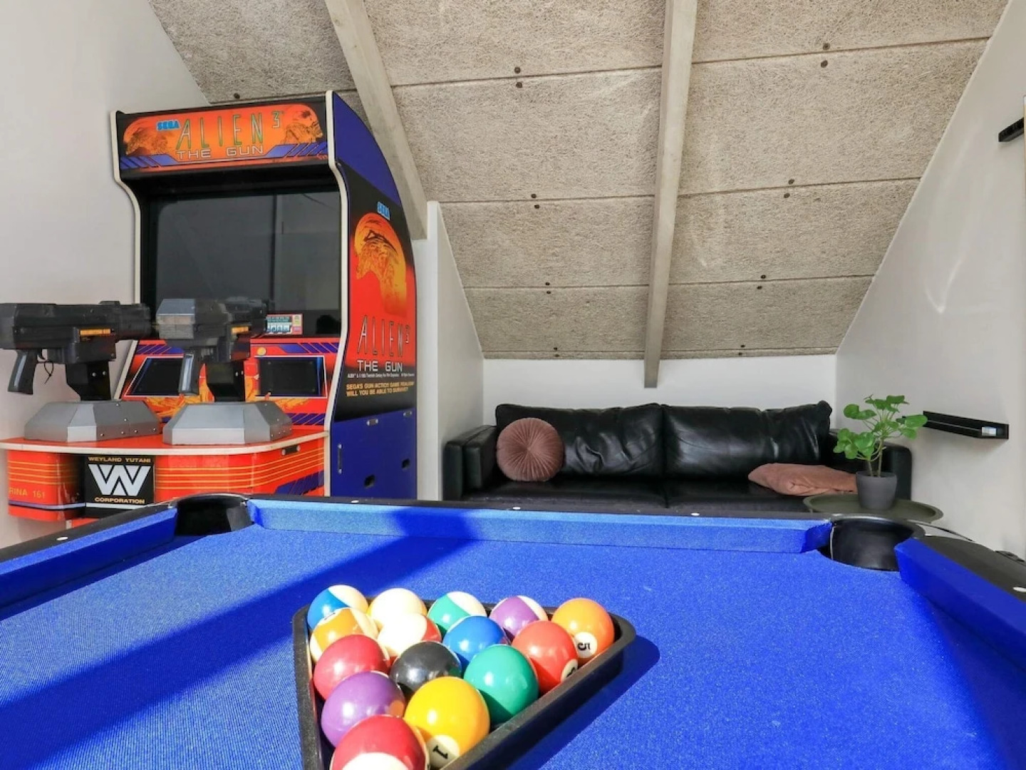 Lovely Holiday Home in Vejers Strand With Swimming Pool