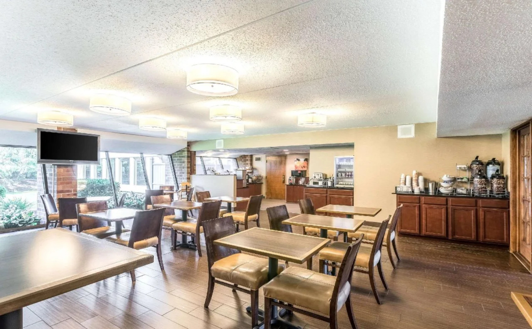 Comfort Inn Lansing West