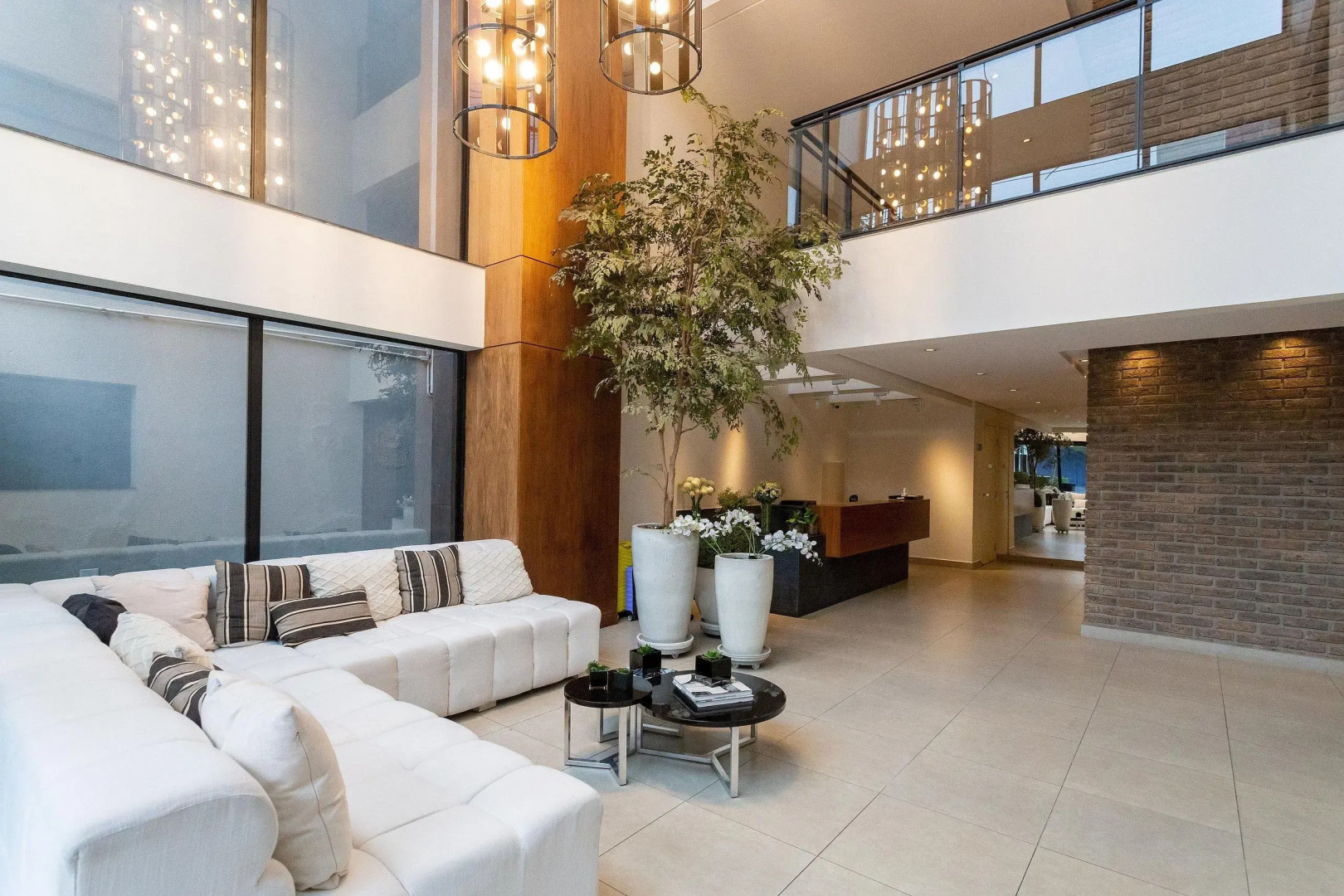 Apartamento novo, silencioso e com infraestrutura de lazer na Vila Madalena.