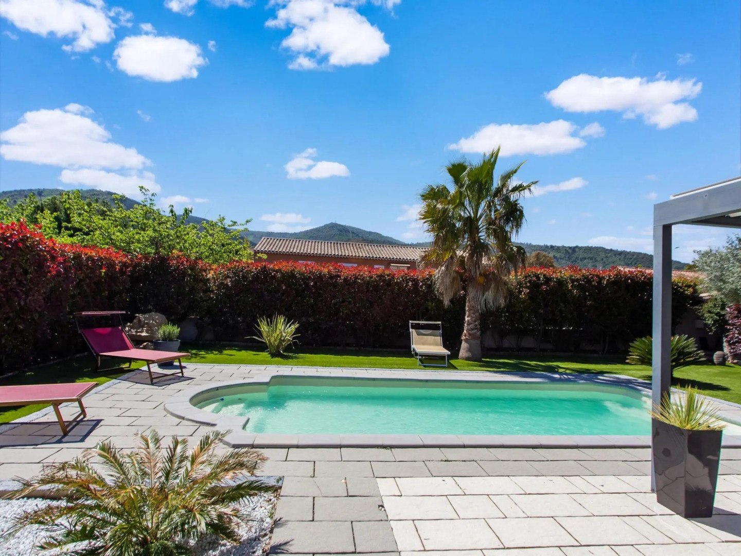 Nice holiday home in Provence-Alpes-Côte d'Azur with pool